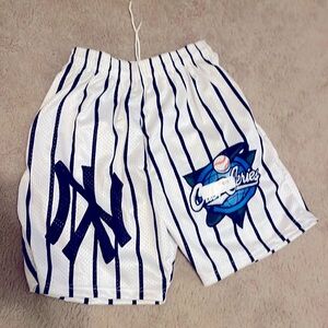 NY CRisP shorttsss 🔥🔥🔥